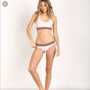 Acacia Swimwear NWT Laniakea Top & Jaipur Bottom L